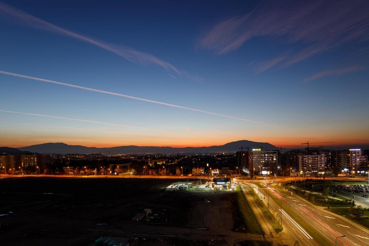 Qosmo Brasov Hotel ภายนอก รูปภาพ