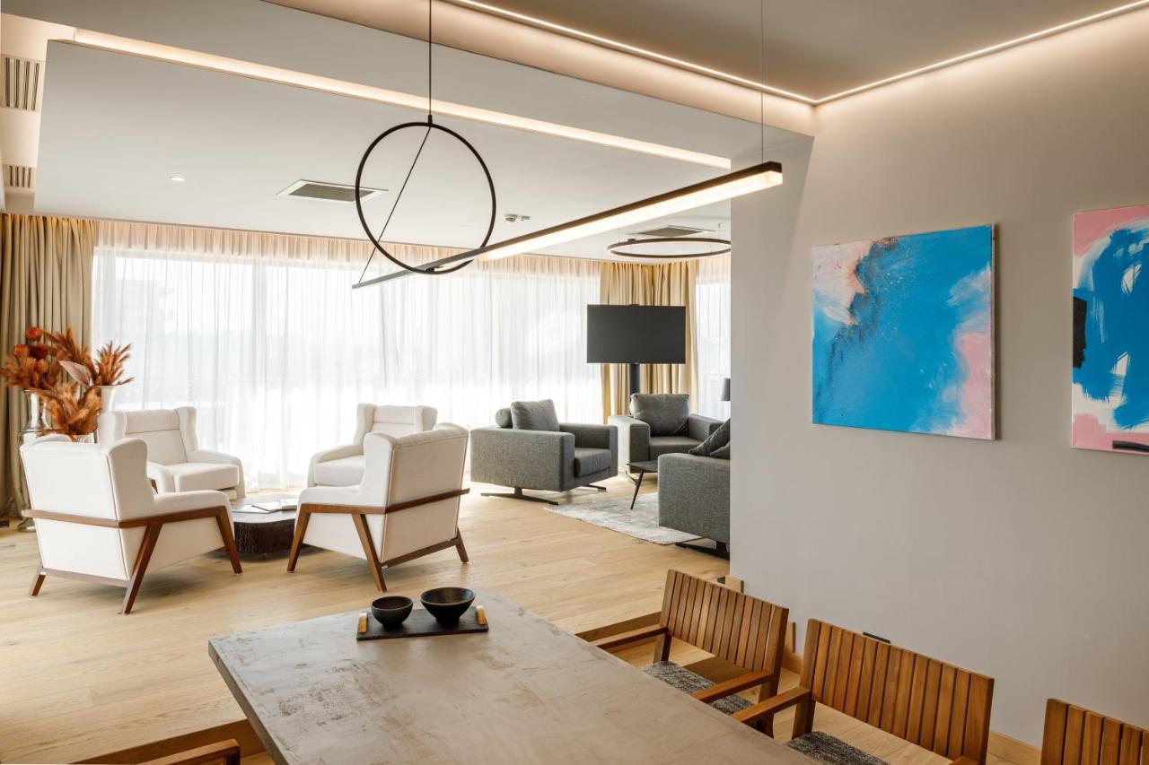 Qosmo Brasov Hotel ภายนอก รูปภาพ