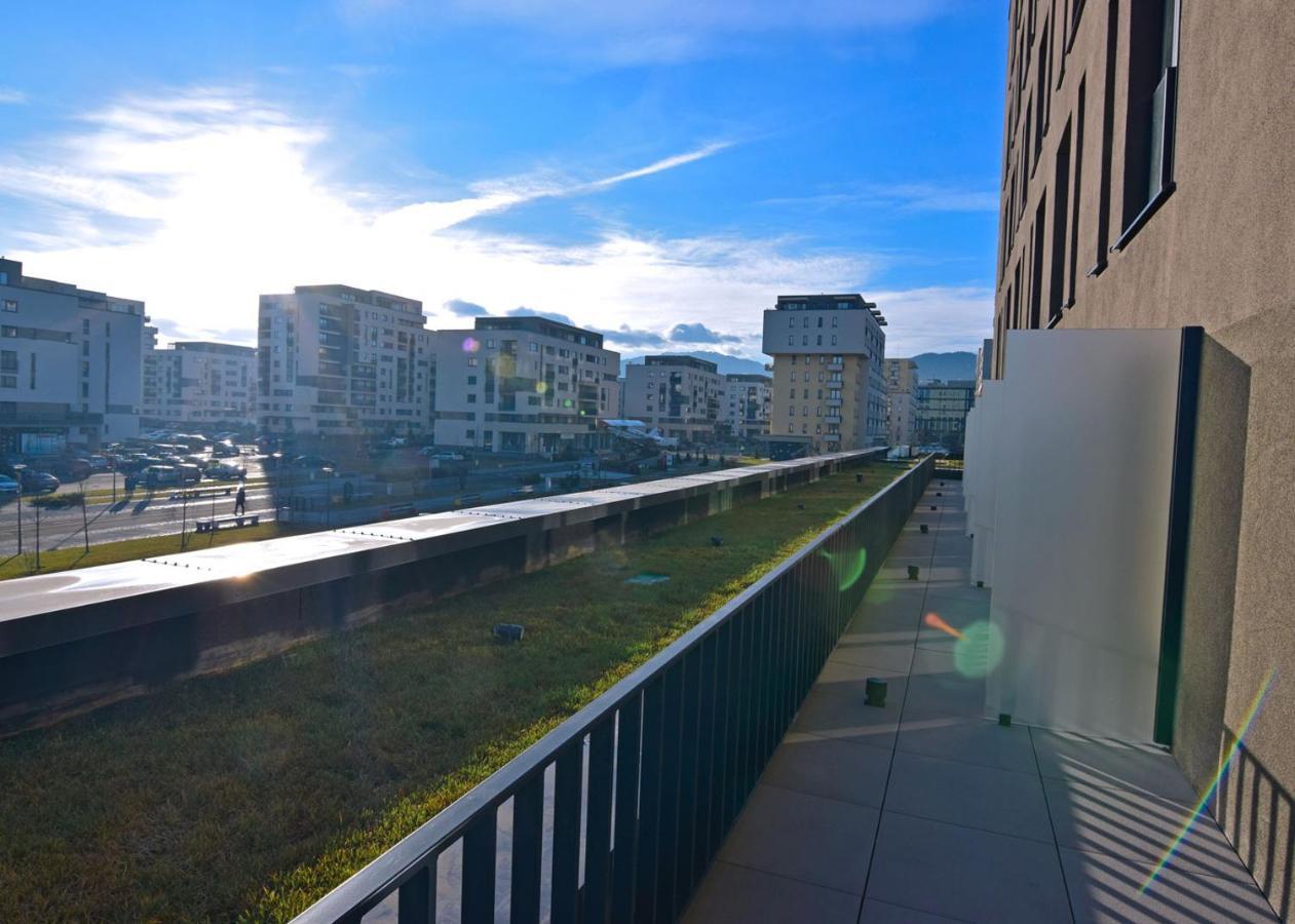 Qosmo Brasov Hotel ภายนอก รูปภาพ