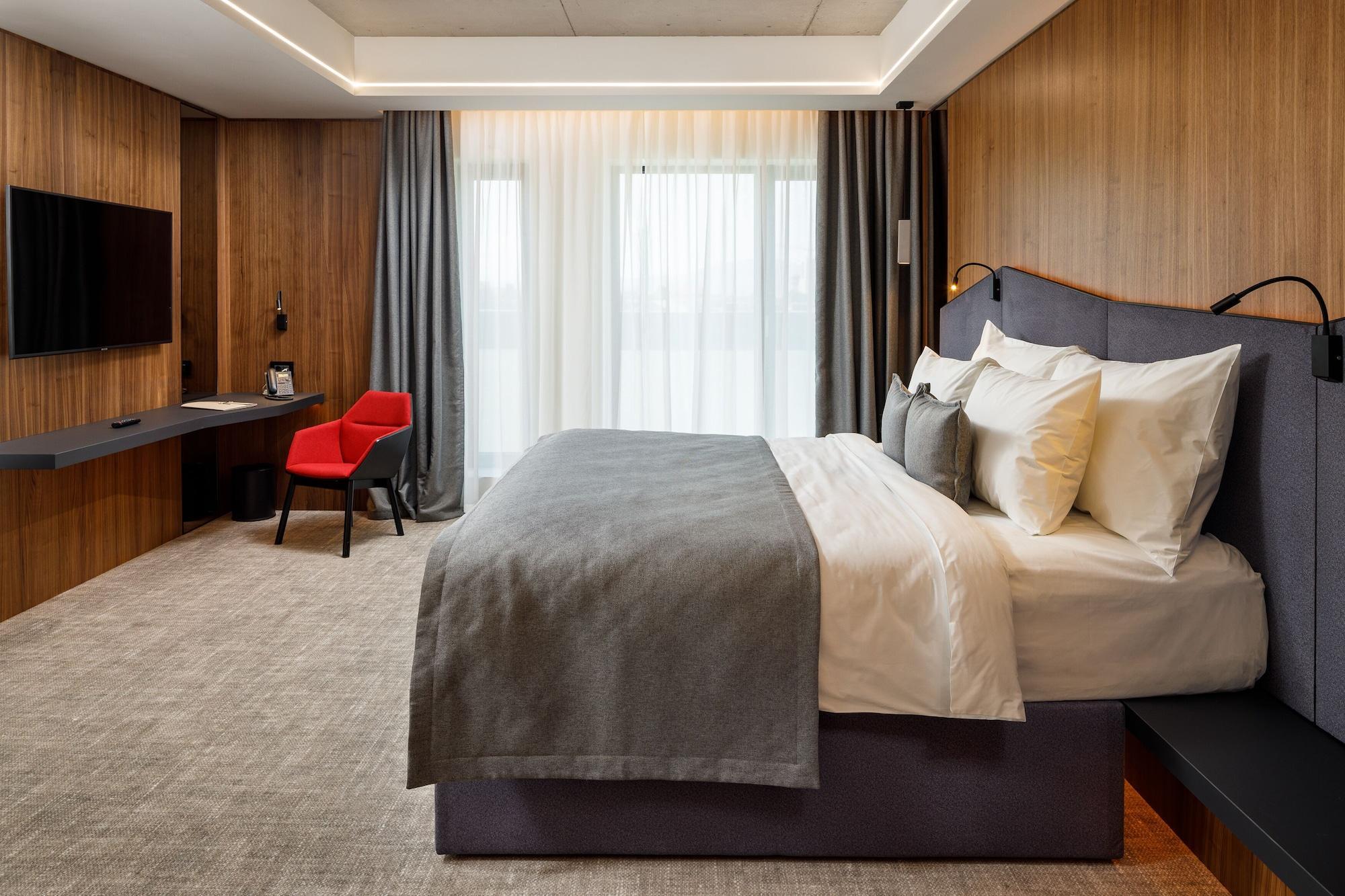 Qosmo Brasov Hotel ภายนอก รูปภาพ