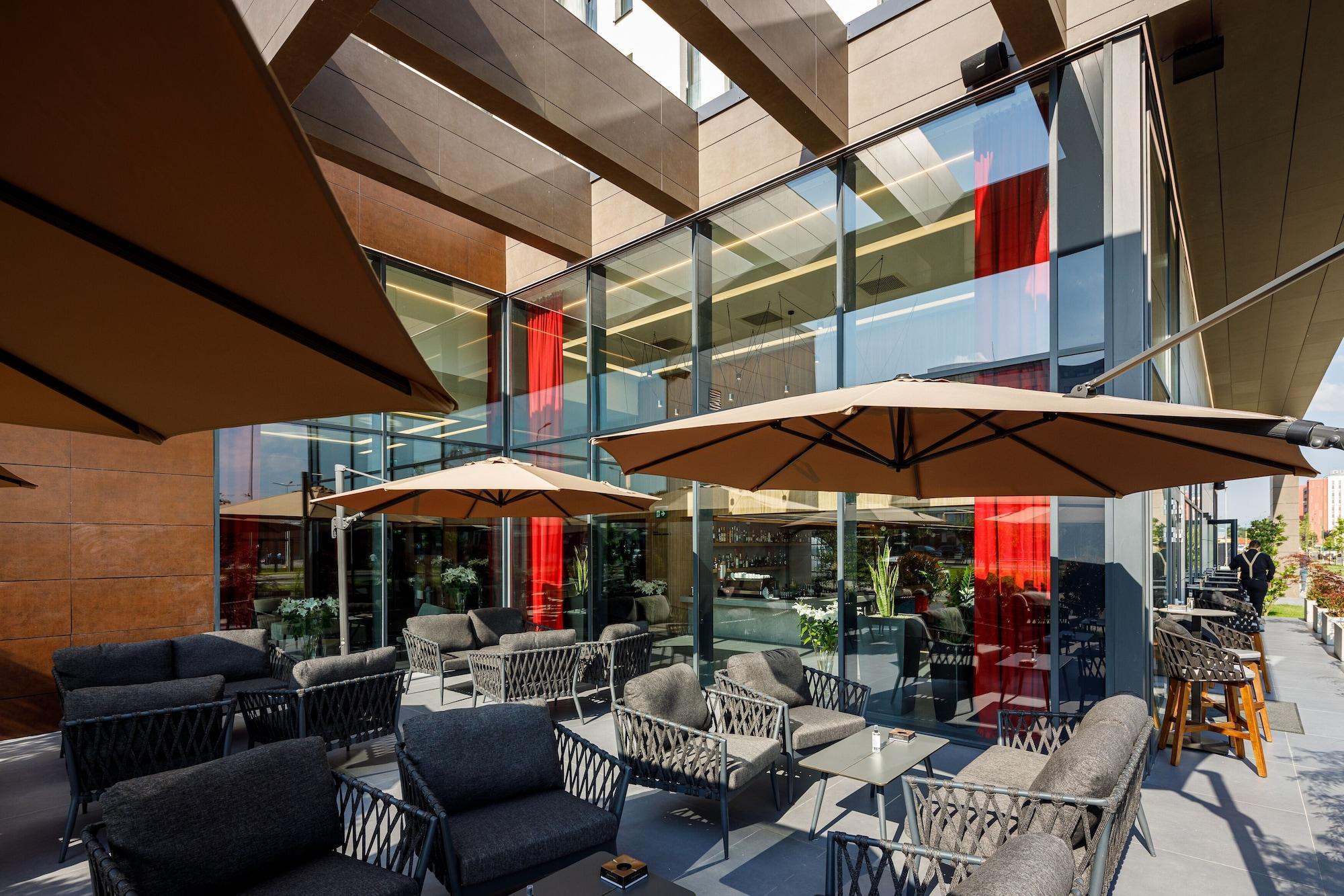 Qosmo Brasov Hotel ภายนอก รูปภาพ