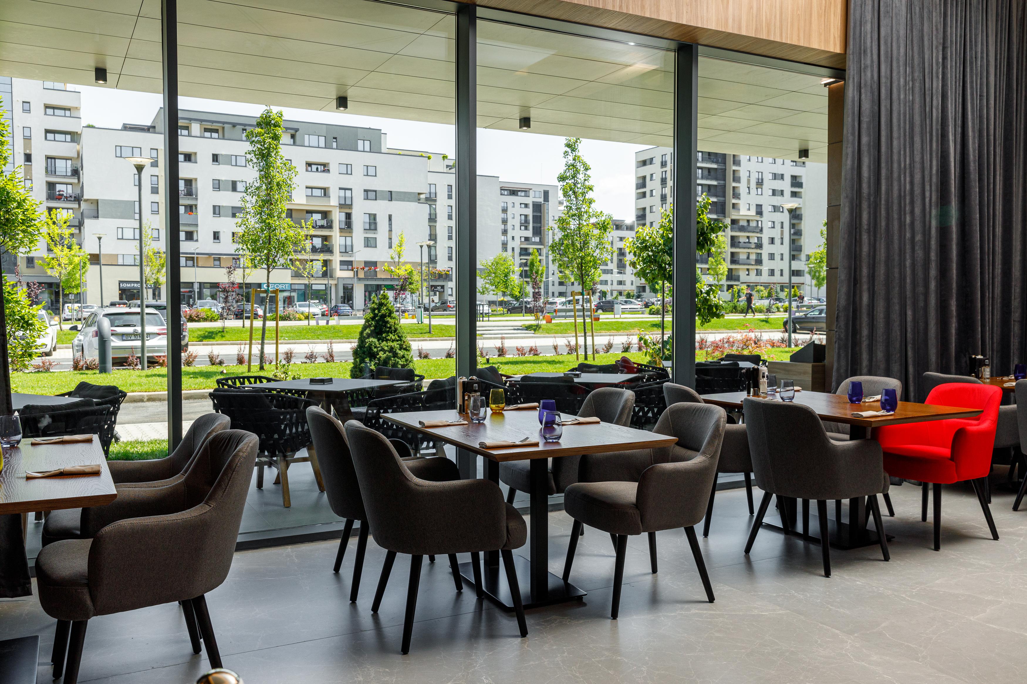 Qosmo Brasov Hotel ภายนอก รูปภาพ