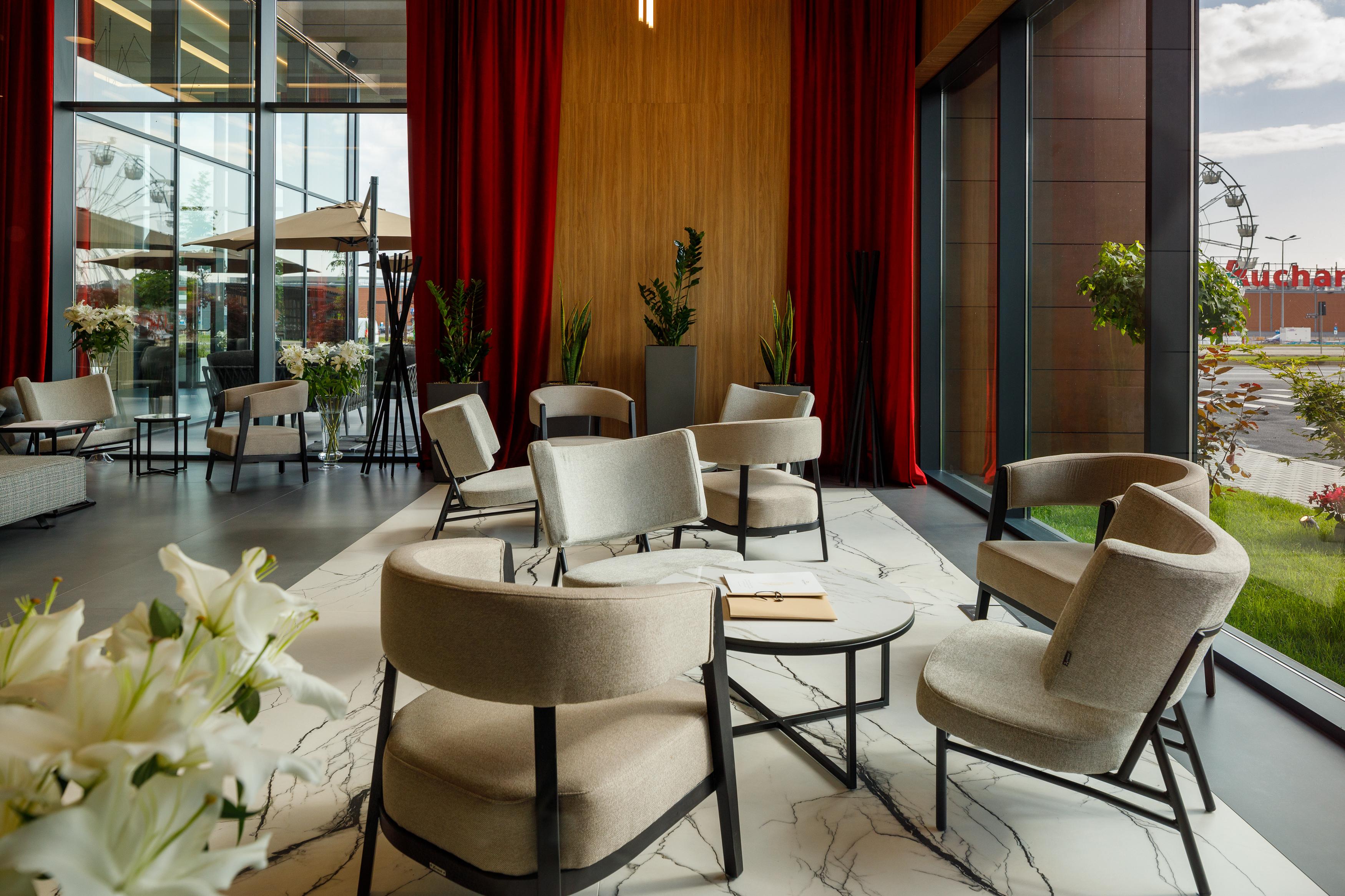 Qosmo Brasov Hotel ภายนอก รูปภาพ